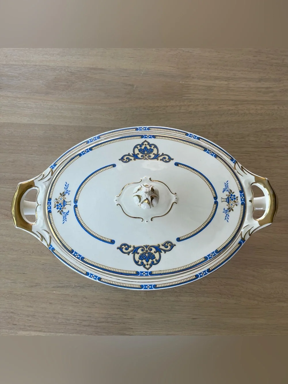 J&G Meakin Serving Dish w/ Lid Tureen Vegetable Bowl Belmont Cream Blue Gold VTG